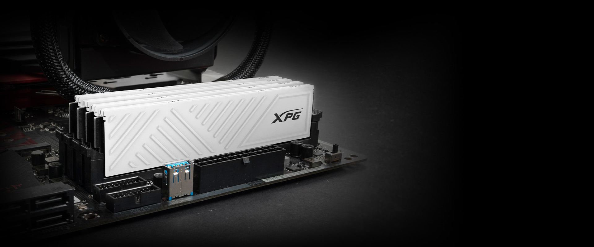 ماژول رم XPG مدل GAMMIX 3200 DDR4 White